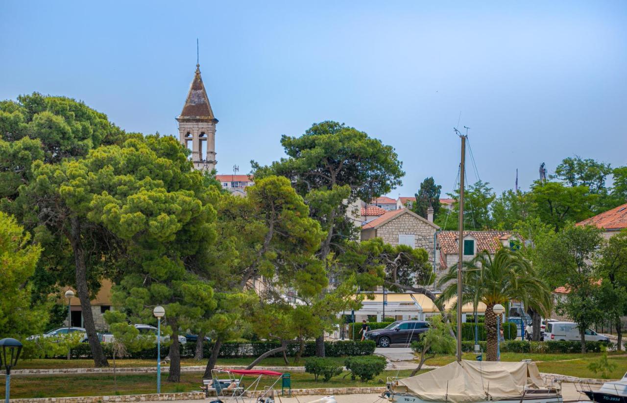 Luxury Rooms Il Ponte Trogir II Exterior foto